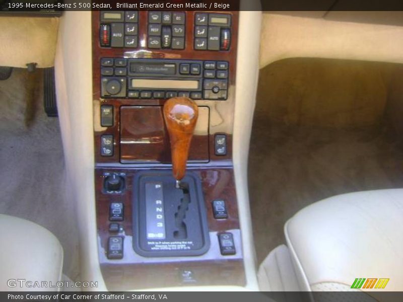 Brilliant Emerald Green Metallic / Beige 1995 Mercedes-Benz S 500 Sedan