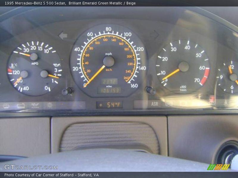 Brilliant Emerald Green Metallic / Beige 1995 Mercedes-Benz S 500 Sedan