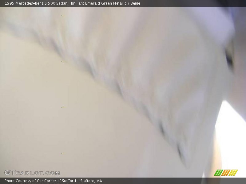 Brilliant Emerald Green Metallic / Beige 1995 Mercedes-Benz S 500 Sedan