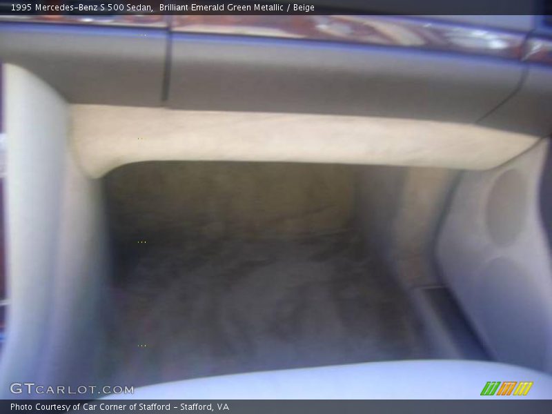 Brilliant Emerald Green Metallic / Beige 1995 Mercedes-Benz S 500 Sedan