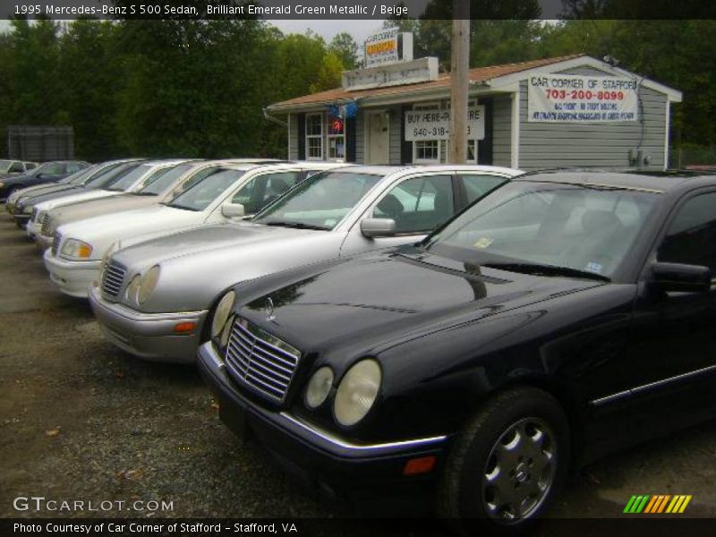 Brilliant Emerald Green Metallic / Beige 1995 Mercedes-Benz S 500 Sedan