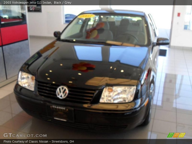 Black / Grey 2003 Volkswagen Jetta GLS Sedan