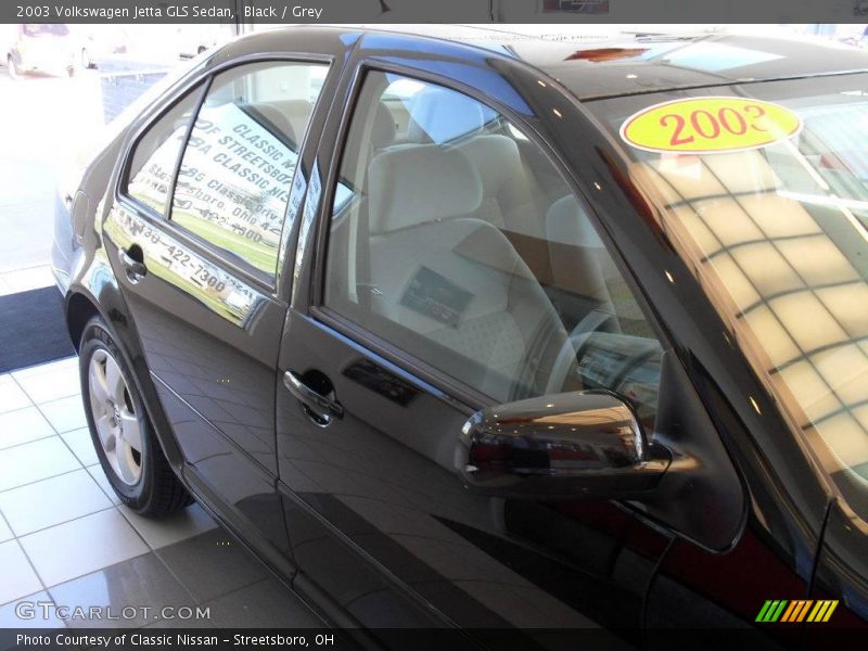 Black / Grey 2003 Volkswagen Jetta GLS Sedan