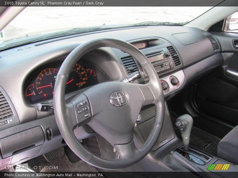 Phantom Gray Pearl / Dark Gray 2005 Toyota Camry SE