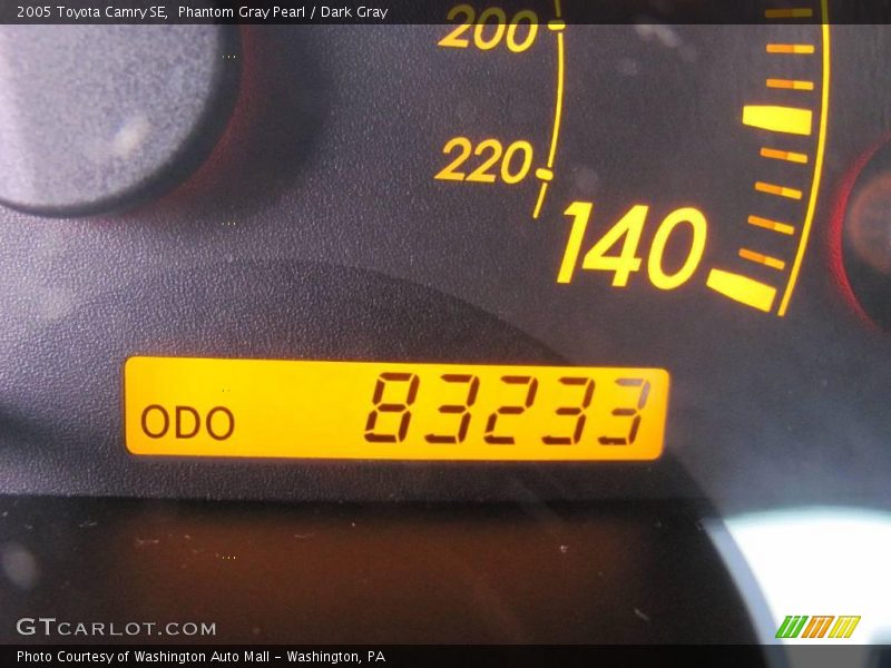 Phantom Gray Pearl / Dark Gray 2005 Toyota Camry SE