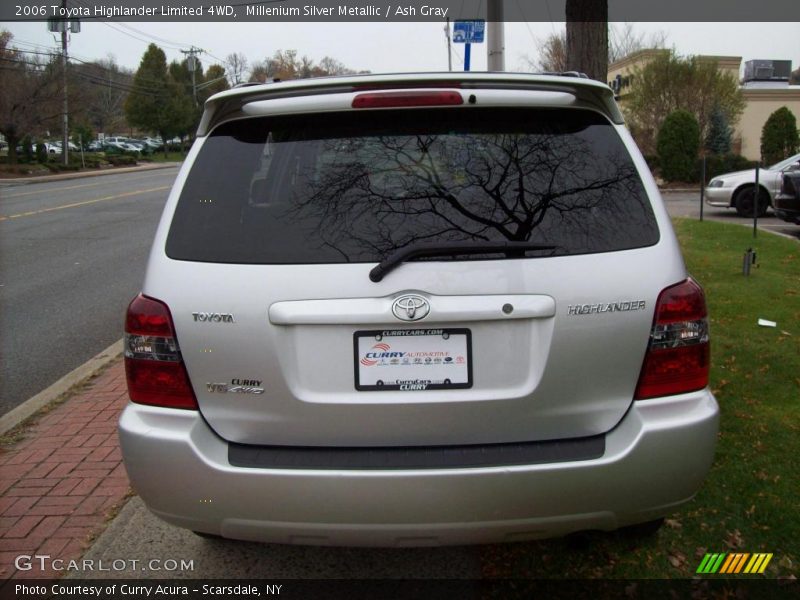 Millenium Silver Metallic / Ash Gray 2006 Toyota Highlander Limited 4WD