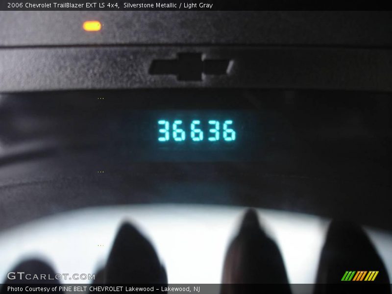 Silverstone Metallic / Light Gray 2006 Chevrolet TrailBlazer EXT LS 4x4