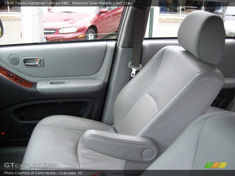 Millenium Silver Metallic / Ash Gray 2006 Toyota Highlander Limited 4WD