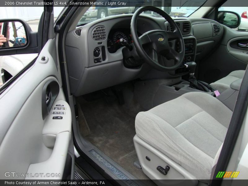 Silverstone Metallic / Light Gray 2006 Chevrolet TrailBlazer LS 4x4