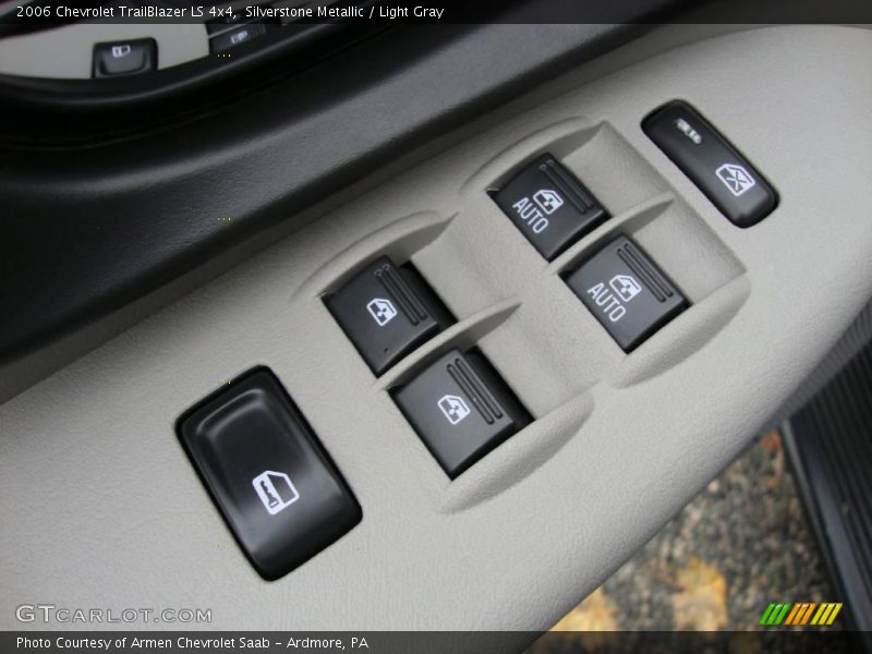 Silverstone Metallic / Light Gray 2006 Chevrolet TrailBlazer LS 4x4