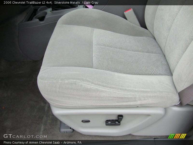 Silverstone Metallic / Light Gray 2006 Chevrolet TrailBlazer LS 4x4