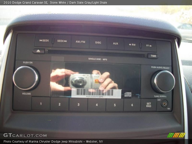 Stone White / Dark Slate Gray/Light Shale 2010 Dodge Grand Caravan SE