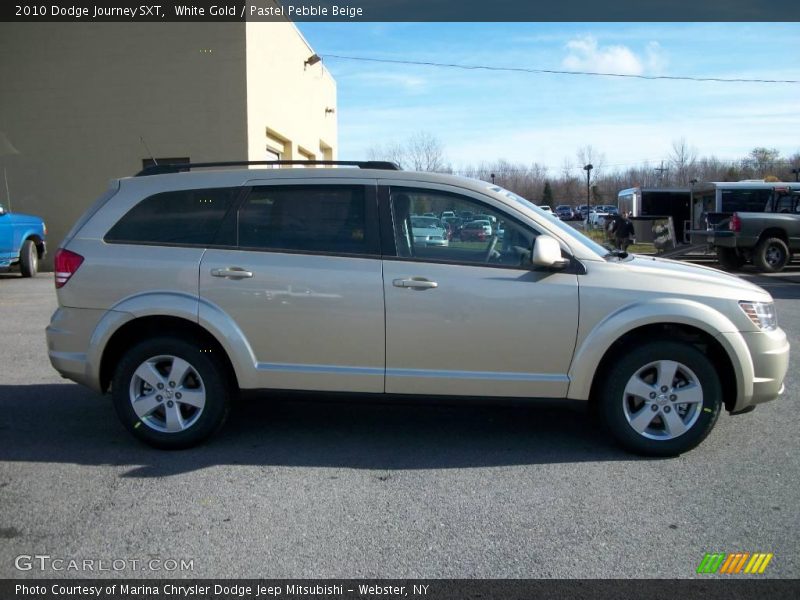 White Gold / Pastel Pebble Beige 2010 Dodge Journey SXT