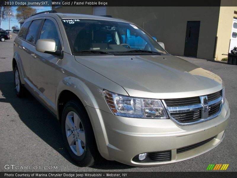 White Gold / Pastel Pebble Beige 2010 Dodge Journey SXT