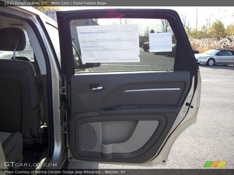 White Gold / Pastel Pebble Beige 2010 Dodge Journey SXT
