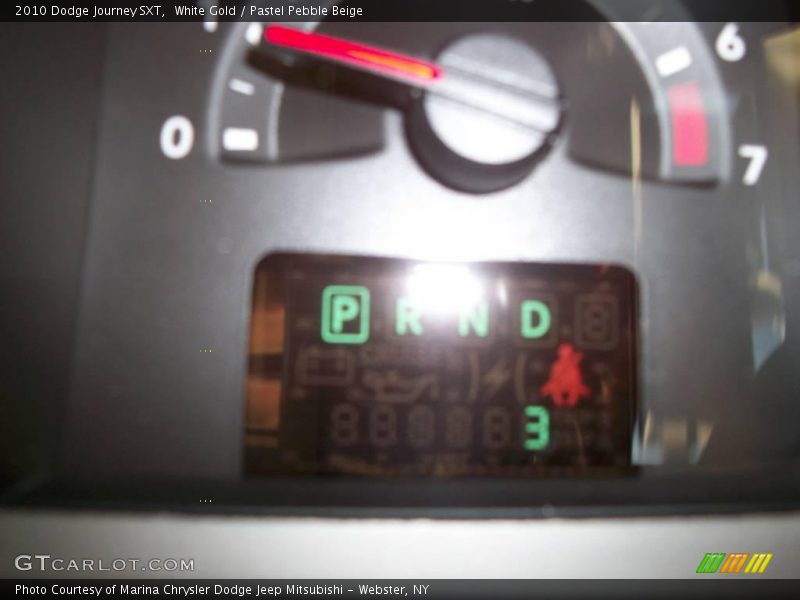 White Gold / Pastel Pebble Beige 2010 Dodge Journey SXT