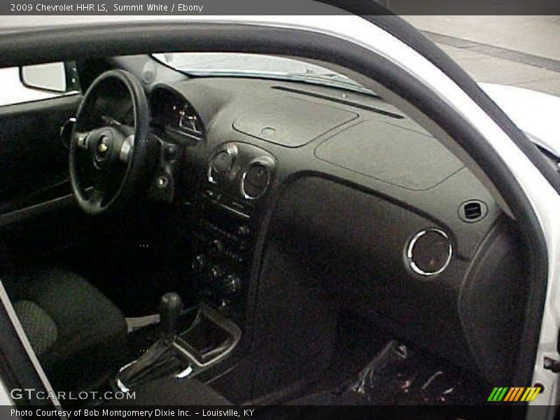 Summit White / Ebony 2009 Chevrolet HHR LS