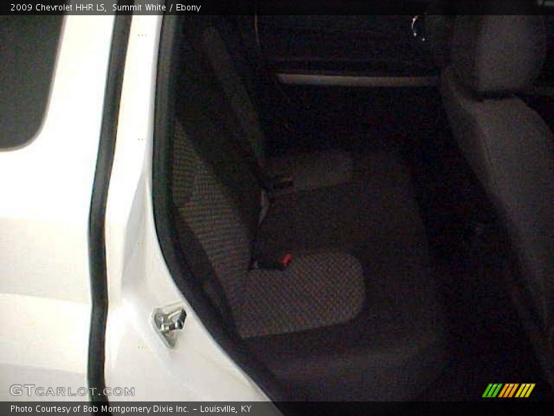 Summit White / Ebony 2009 Chevrolet HHR LS
