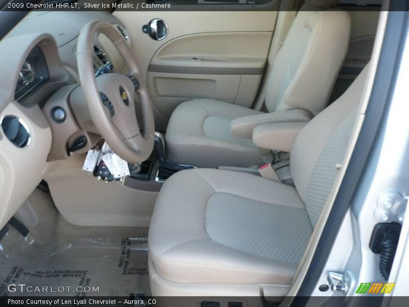 Silver Ice Metallic / Cashmere 2009 Chevrolet HHR LT