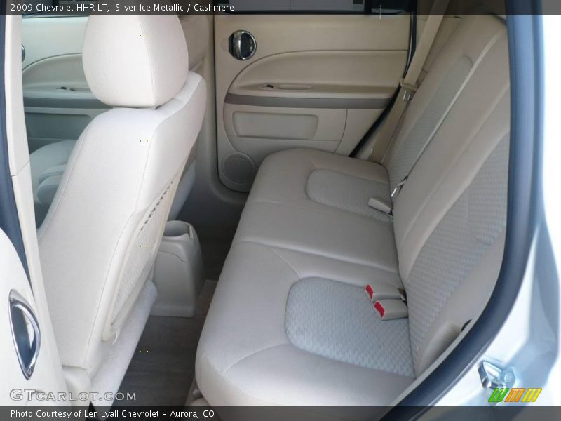 Silver Ice Metallic / Cashmere 2009 Chevrolet HHR LT
