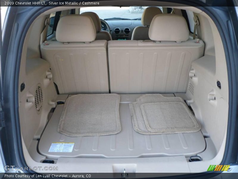 Silver Ice Metallic / Cashmere 2009 Chevrolet HHR LT