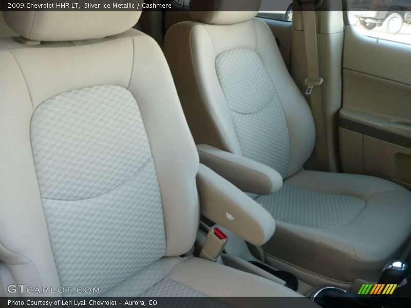 Silver Ice Metallic / Cashmere 2009 Chevrolet HHR LT