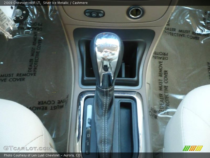 Silver Ice Metallic / Cashmere 2009 Chevrolet HHR LT