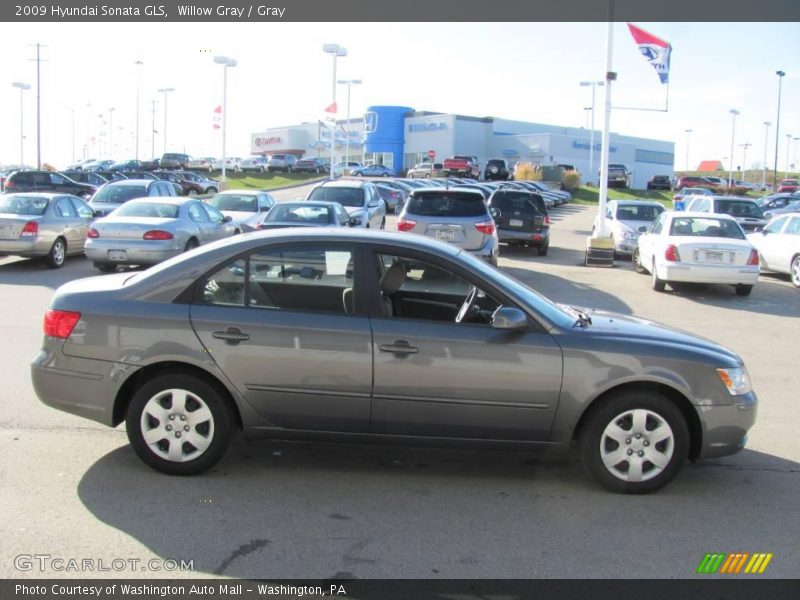 Willow Gray / Gray 2009 Hyundai Sonata GLS