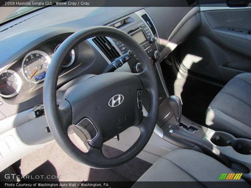 Willow Gray / Gray 2009 Hyundai Sonata GLS