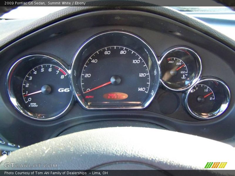 Summit White / Ebony 2009 Pontiac G6 Sedan