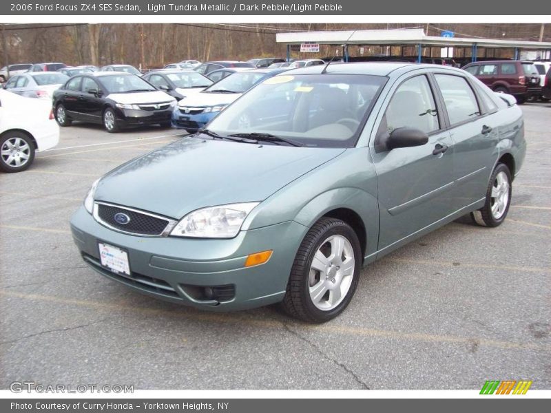 Light Tundra Metallic / Dark Pebble/Light Pebble 2006 Ford Focus ZX4 SES Sedan
