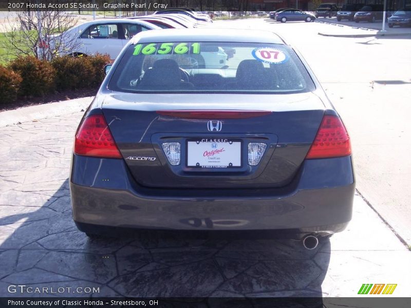 Graphite Pearl / Gray 2007 Honda Accord SE Sedan