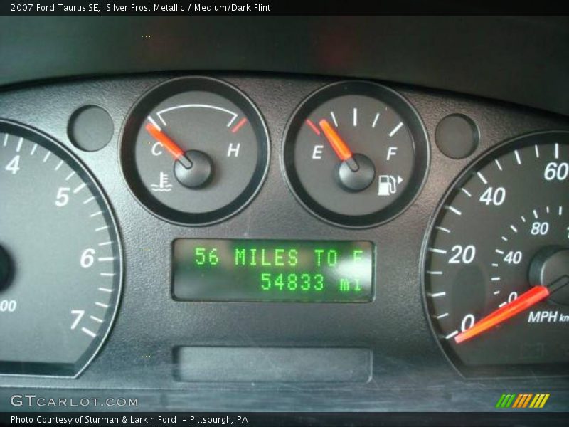 Silver Frost Metallic / Medium/Dark Flint 2007 Ford Taurus SE
