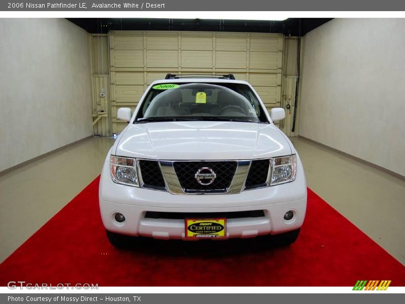 Avalanche White / Desert 2006 Nissan Pathfinder LE