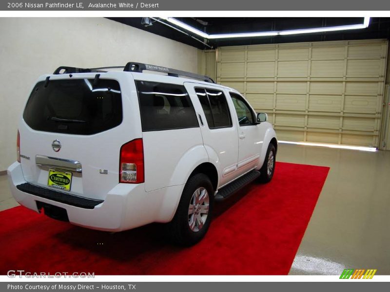 Avalanche White / Desert 2006 Nissan Pathfinder LE