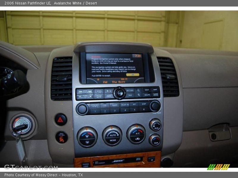 Avalanche White / Desert 2006 Nissan Pathfinder LE