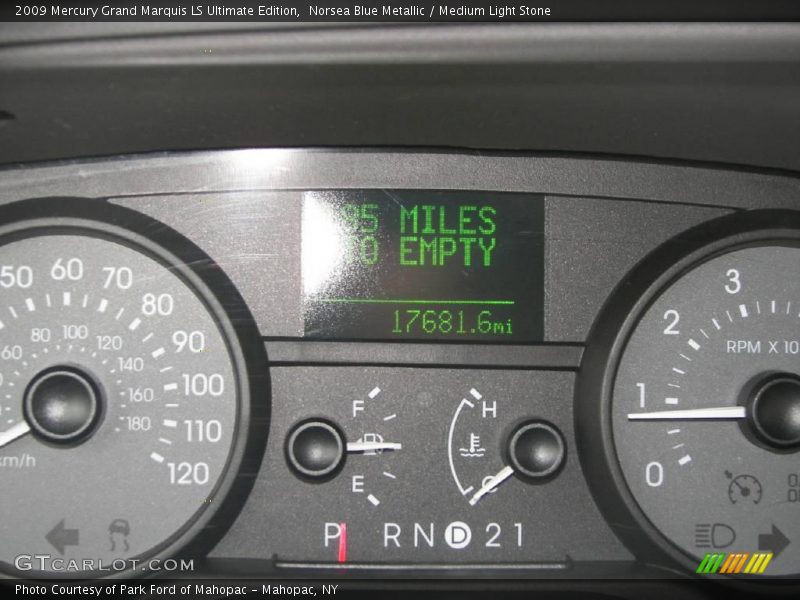 Norsea Blue Metallic / Medium Light Stone 2009 Mercury Grand Marquis LS Ultimate Edition