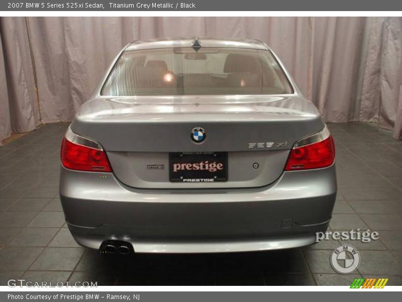 Titanium Grey Metallic / Black 2007 BMW 5 Series 525xi Sedan
