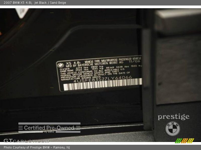 Jet Black / Sand Beige 2007 BMW X5 4.8i