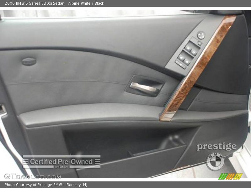 Alpine White / Black 2006 BMW 5 Series 530xi Sedan