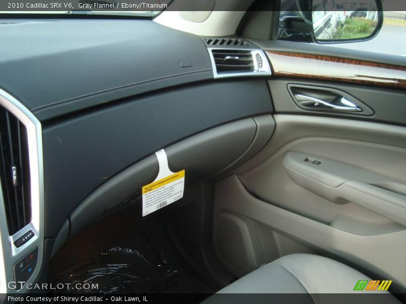 Gray Flannel / Ebony/Titanium 2010 Cadillac SRX V6