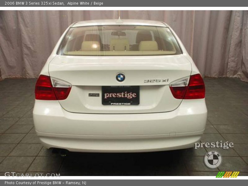 Alpine White / Beige 2006 BMW 3 Series 325xi Sedan