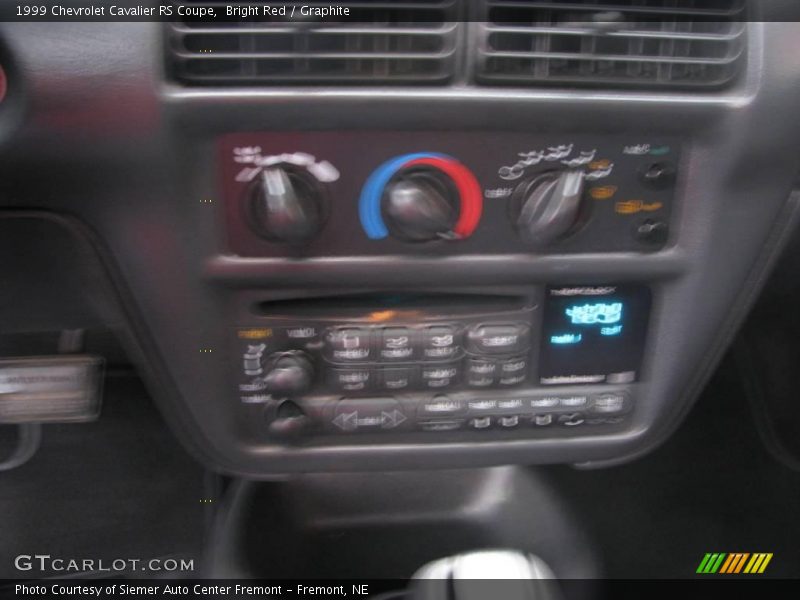 Bright Red / Graphite 1999 Chevrolet Cavalier RS Coupe