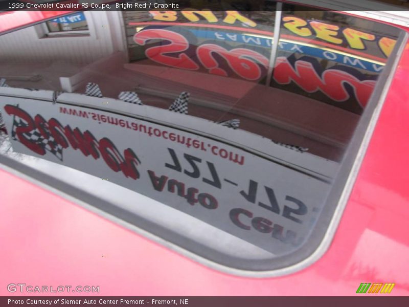 Bright Red / Graphite 1999 Chevrolet Cavalier RS Coupe