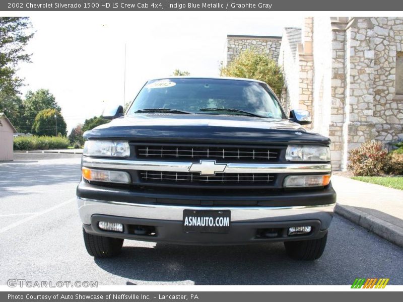 Indigo Blue Metallic / Graphite Gray 2002 Chevrolet Silverado 1500 HD LS Crew Cab 4x4