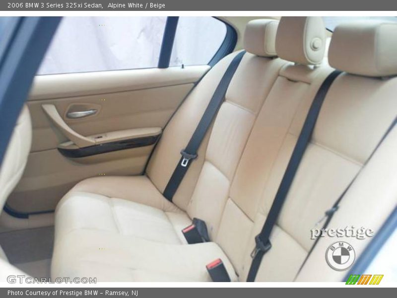 Alpine White / Beige 2006 BMW 3 Series 325xi Sedan