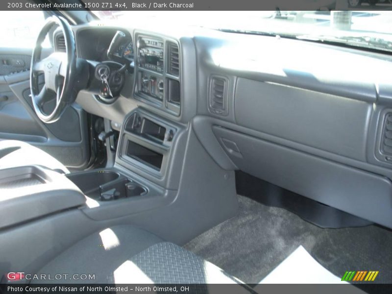 Black / Dark Charcoal 2003 Chevrolet Avalanche 1500 Z71 4x4