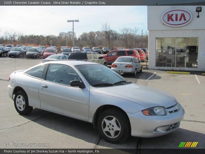 Ultra Silver Metallic / Graphite Gray 2005 Chevrolet Cavalier Coupe