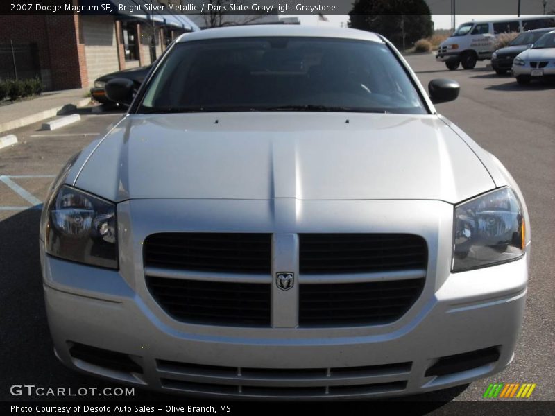 Bright Silver Metallic / Dark Slate Gray/Light Graystone 2007 Dodge Magnum SE