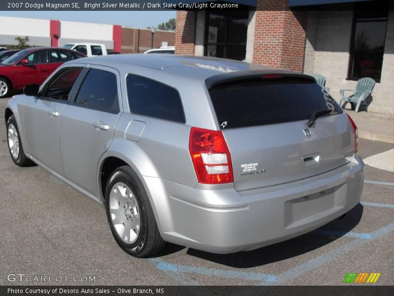 Bright Silver Metallic / Dark Slate Gray/Light Graystone 2007 Dodge Magnum SE
